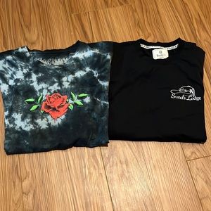2 graphic tees